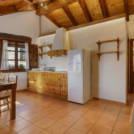 Os Ormos Casa Rural - Apartamentos - Habitaciones Espuéndolas Eksteriør bilde