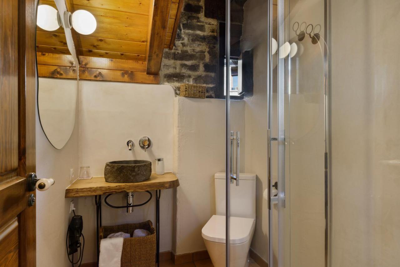 Os Ormos Casa Rural - Apartamentos - Habitaciones Espuéndolas Eksteriør bilde