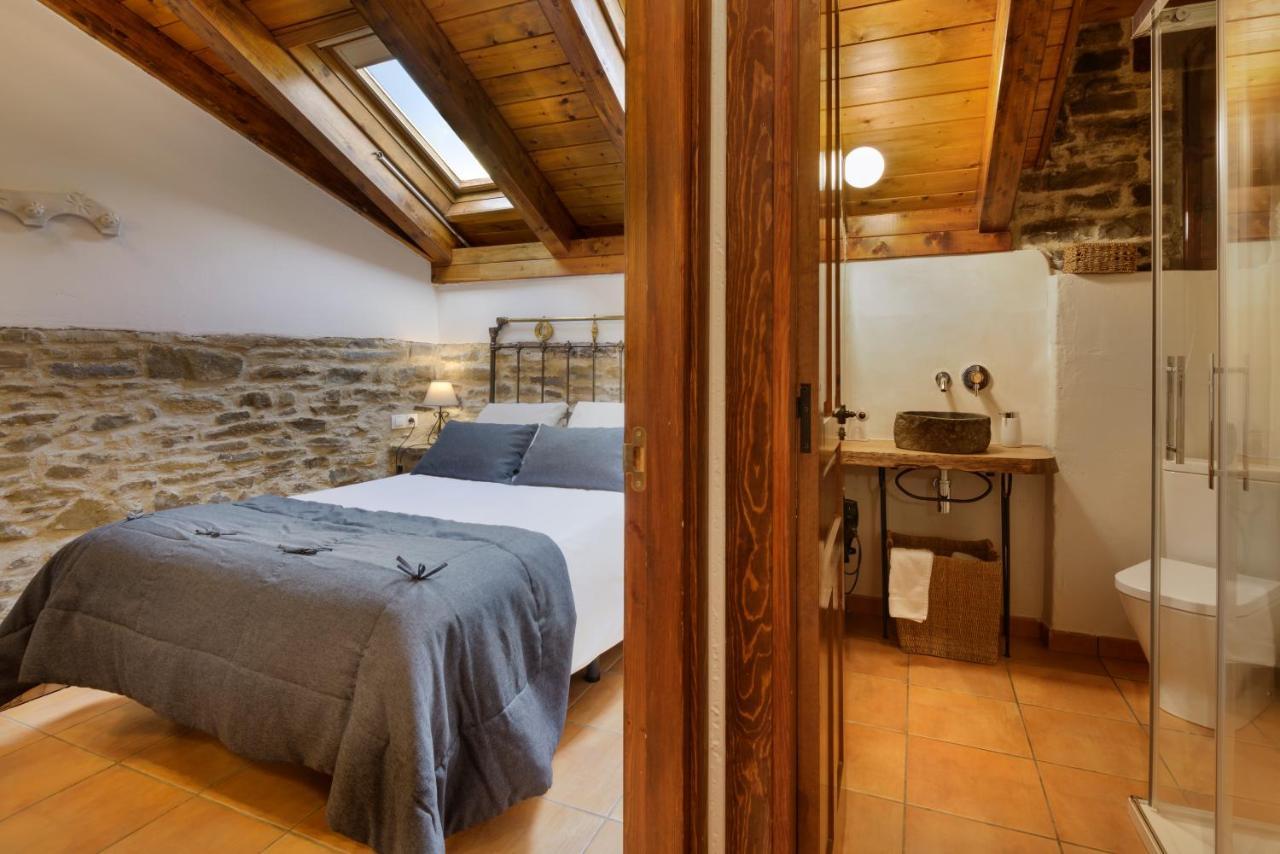 Os Ormos Casa Rural - Apartamentos - Habitaciones Espuéndolas Eksteriør bilde