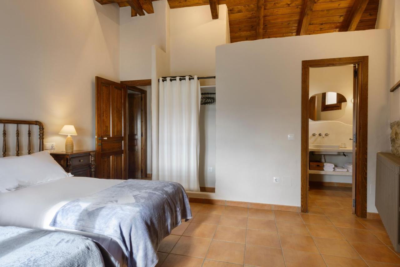 Os Ormos Casa Rural - Apartamentos - Habitaciones Espuéndolas Eksteriør bilde